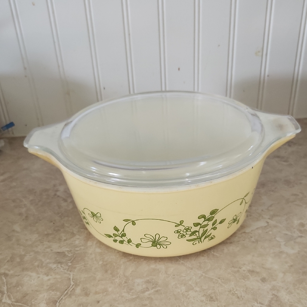 Vintage Pyrex Shenandoah Pattern Casserole Dish with Lid